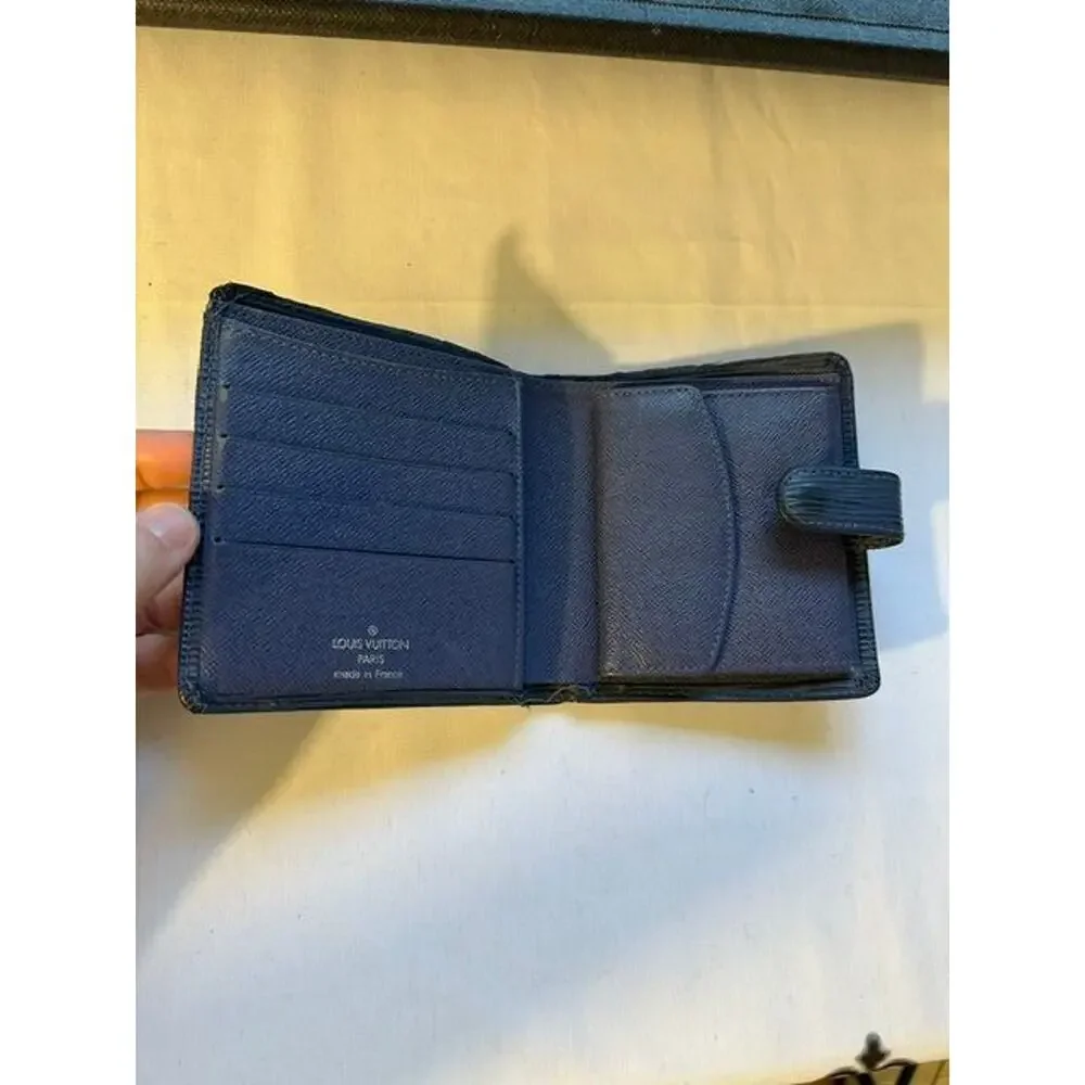 Louis Vuitton Blue Epi Leather Porte-Billets Compact Wallet GUC